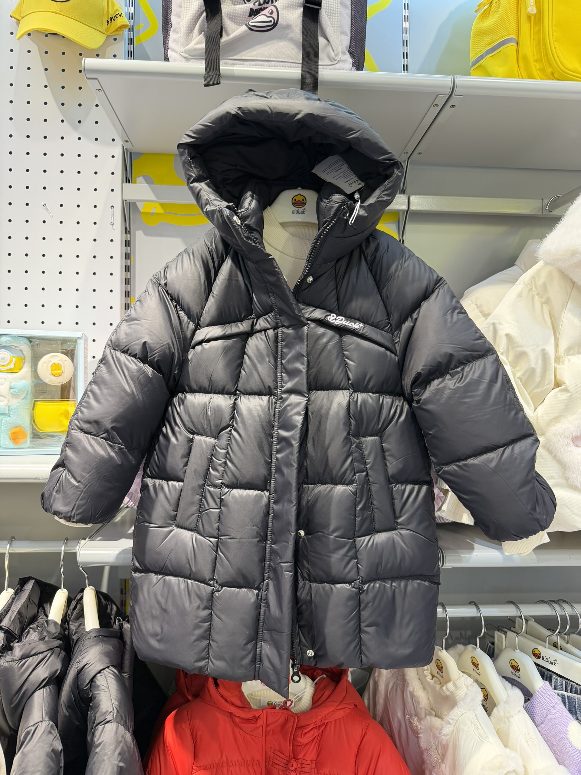 小黄鸭女童羽绒服大童冬款外套特价清仓5616632长款黑色外套保暖
