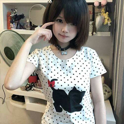 梨屋PEAR HOUSE波点小猫原创设计波点印花T恤纯棉修身2025宅萌韩