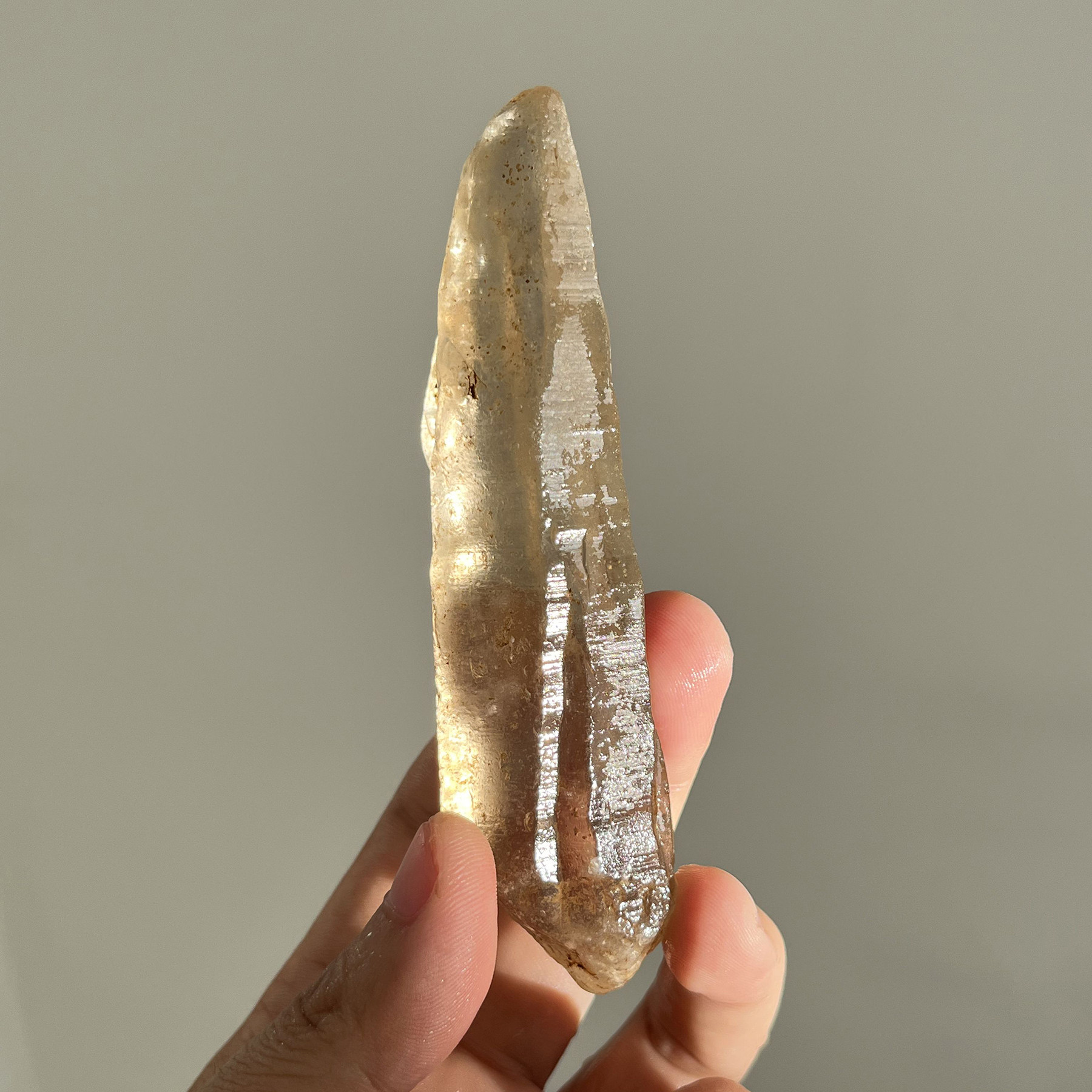 天然黄金喜马拉雅 老皮黄茶水晶教堂城堡水晶原石 水冲双尖黄茶矿