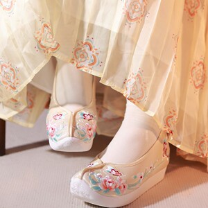 江南朱记汉服鞋【惊春羽】登云履布鞋汉服配鞋内增高绣花鞋鞋平跟