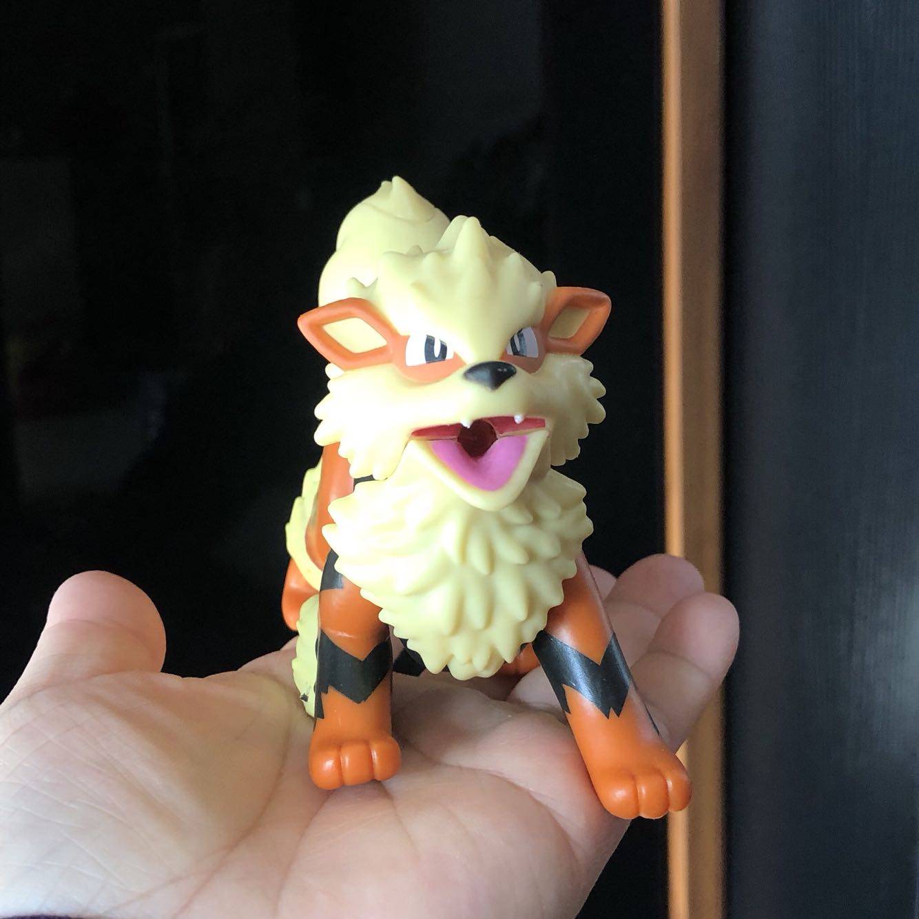 神奇宝贝宠物小精灵大号约13厘米四肢可动wct风速狗4cm凯迪狗