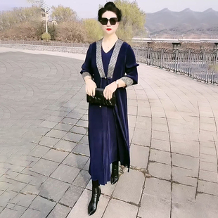 国风复古长袖 V领显瘦妈妈优雅婚宴礼服裙 长款 三宅褶皱连衣裙春季