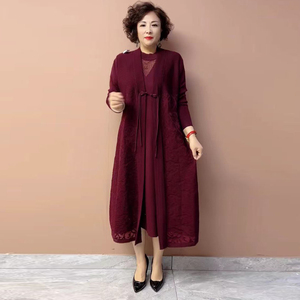 高级感冰麻针织外套提花两件套春秋新款妈妈装中长款镂空肩连衣裙