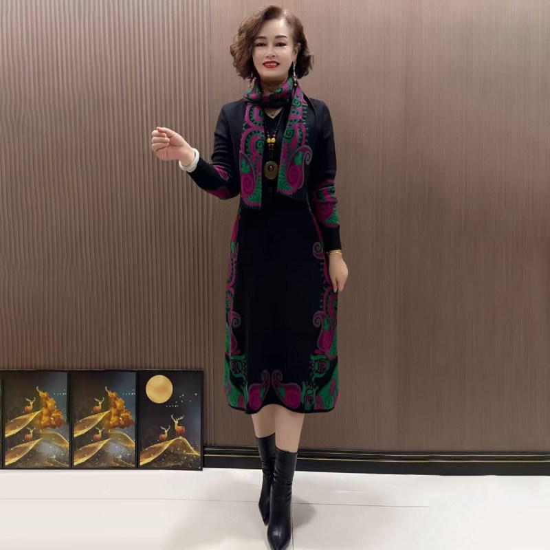 民族风妈妈连衣裙宽松大码长裙子