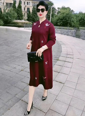 中年女士复古旗袍领针织连衣裙秋冬妈妈中长款宽松显瘦中式毛衣裙