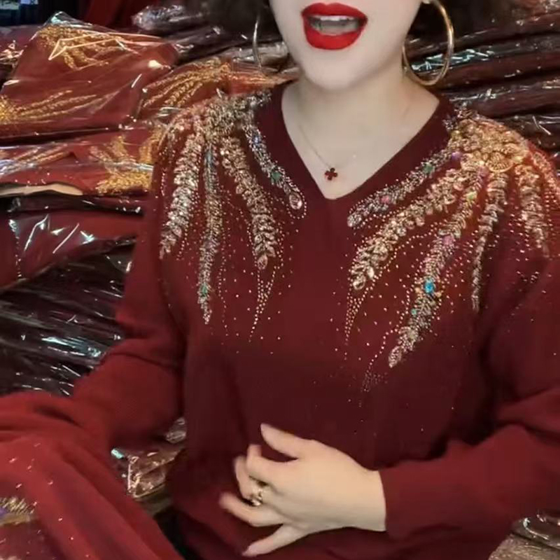 重工立体刺绣烫钻针织衫打底上衣