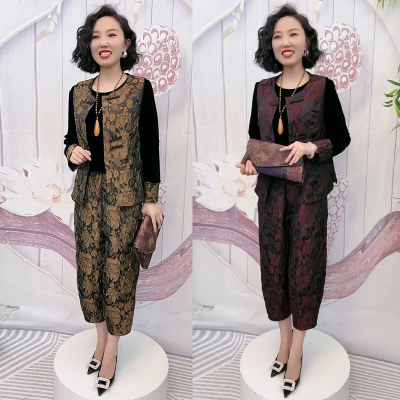 高端新中式妈妈盘扣马甲两件套女
