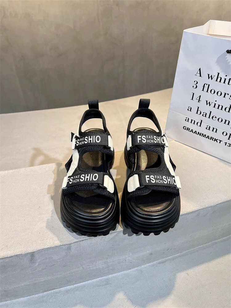春达品牌断码夏24新款鞋子女款凉鞋百搭厚底外穿超火运动网红爆款