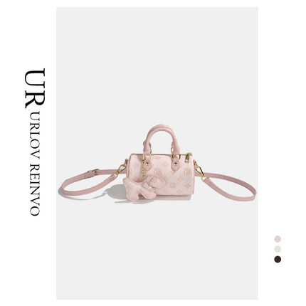 UR今年流行粉色包包春夏季高级质感手提枕头包小众设计单肩斜挎包