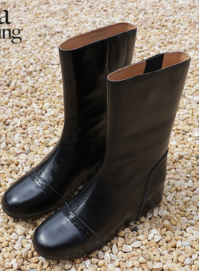 uta布洛克雕花短靴 一脚蹬坡跟真皮内增高手工真皮中筒靴