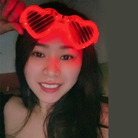 Красные очки