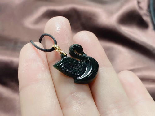 和田玉吊坠金镶玉坠黑天鹅18K金女山料墨玉项链珠宝山料挂坠