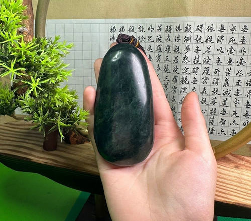 天然西藏玉药王石厂价手把件玩件