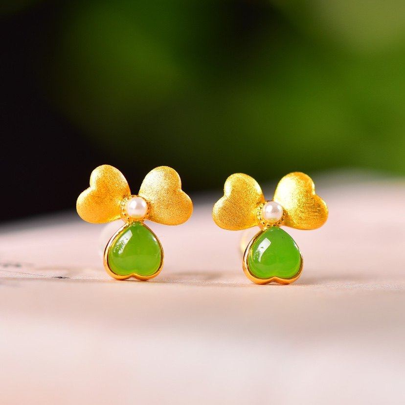 设计师款三叶草耳钉女925银镶嵌和田玉白玉碧玉珍珠轻奢小众耳饰,珠宝/钻石/翡翠,耳饰,淘宝优惠券,粉丝福利购,淘宝优惠卷