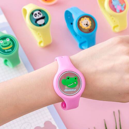 闪光驱蚊手环手链卡通发光防蚊手表宝宝儿童成人孕妇户外驱蚊礼物