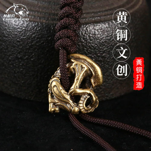 户外刀坠骷髅头异形吊坠手电伞绳