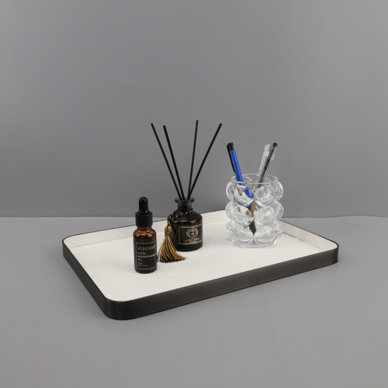 现代轻奢金属皮革收纳托盘摆件样板间卧室客厅茶几家居软装收纳盘