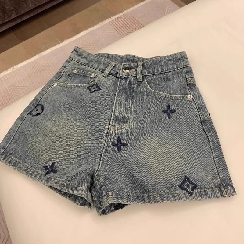 十三行字母刺绣短裙牛仔短裤女