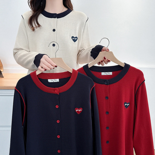 秋冬显瘦内搭毛衣5002 遮肚子设计感撞色爱心刺绣针织开衫 大码 女装