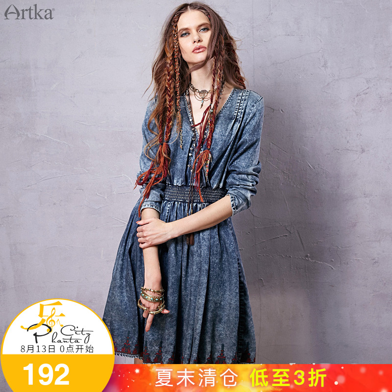 Artka°¢¿¨²¨Î÷Ã×ÑÇÏÄ×°ÐÂÆ·Ð廨ˮϴ×ö¾É¾«ÖÂVÁìÁ¬ÒÂȹLN15150Q