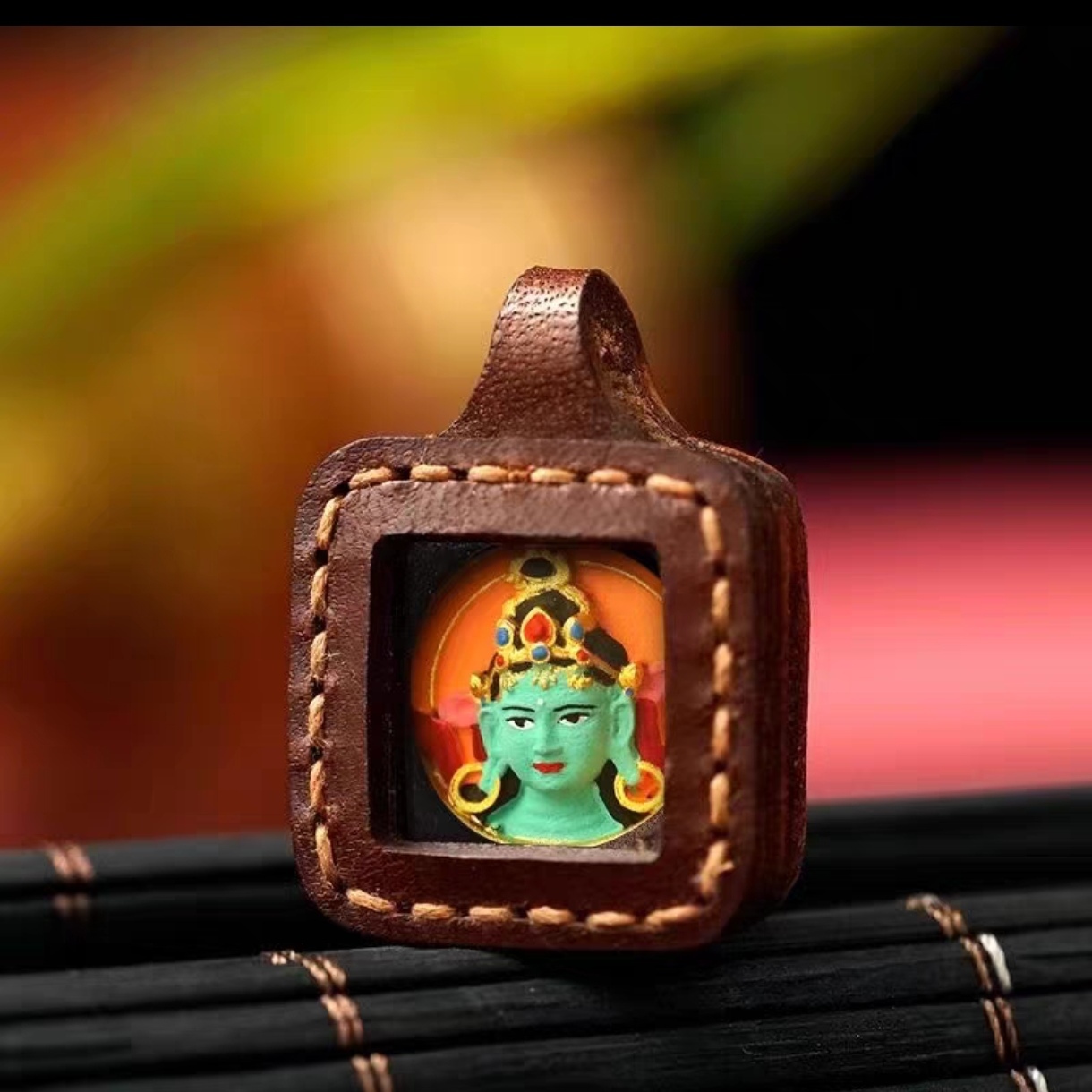 唐卡藏式纯牛皮手工彩绘扎基拉姆小擦擦皮壳立体迷你吊坠嘎乌盒