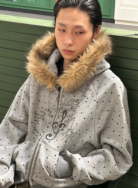 SADSOUP 王橹杰同款 爱心波点猎装毛领音符涂鸦 400g加绒连帽卫衣