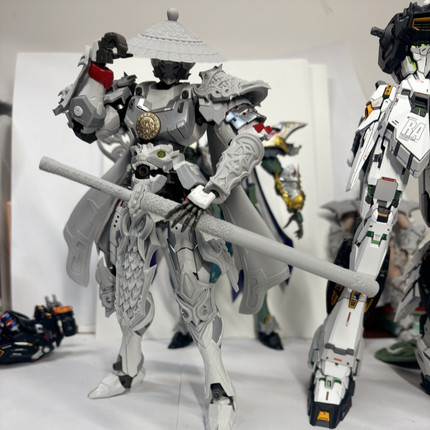 摩动核 威远式 学员机 剑斗型 斗笠 武器 披风 肩甲 裙甲通用改件