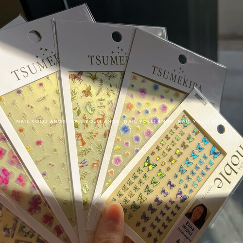 日本进口TSUMEKIRA美甲贴纸 秋冬晕染圣诞琥珀蝴蝶花朵