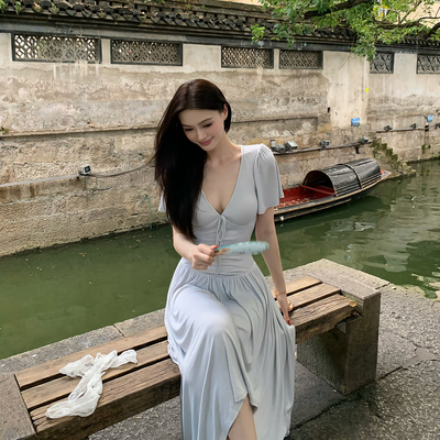 淡人感小飞袖不规则中长裙