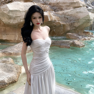 Lienni2025夏季 连衣裙女 新款 气质收腰显瘦全手工串珠雪纺抹胸长款