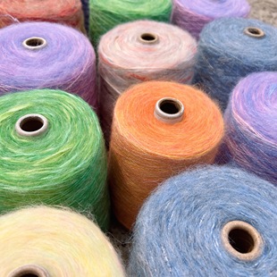 A）标500g长超美长段染喷毛纱渐变色空心马海毛围巾毛衣贵妇披肩