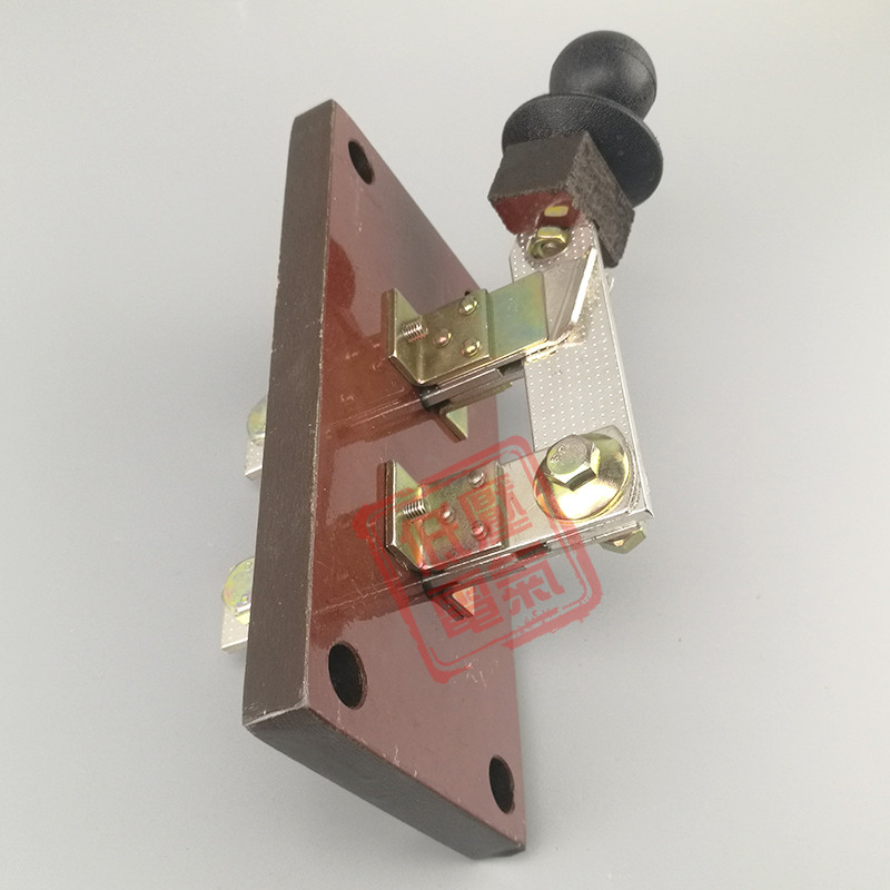 HD11B-400A/19 3P三极组单投开启式闸刀开关隔离刀开关板后接线18