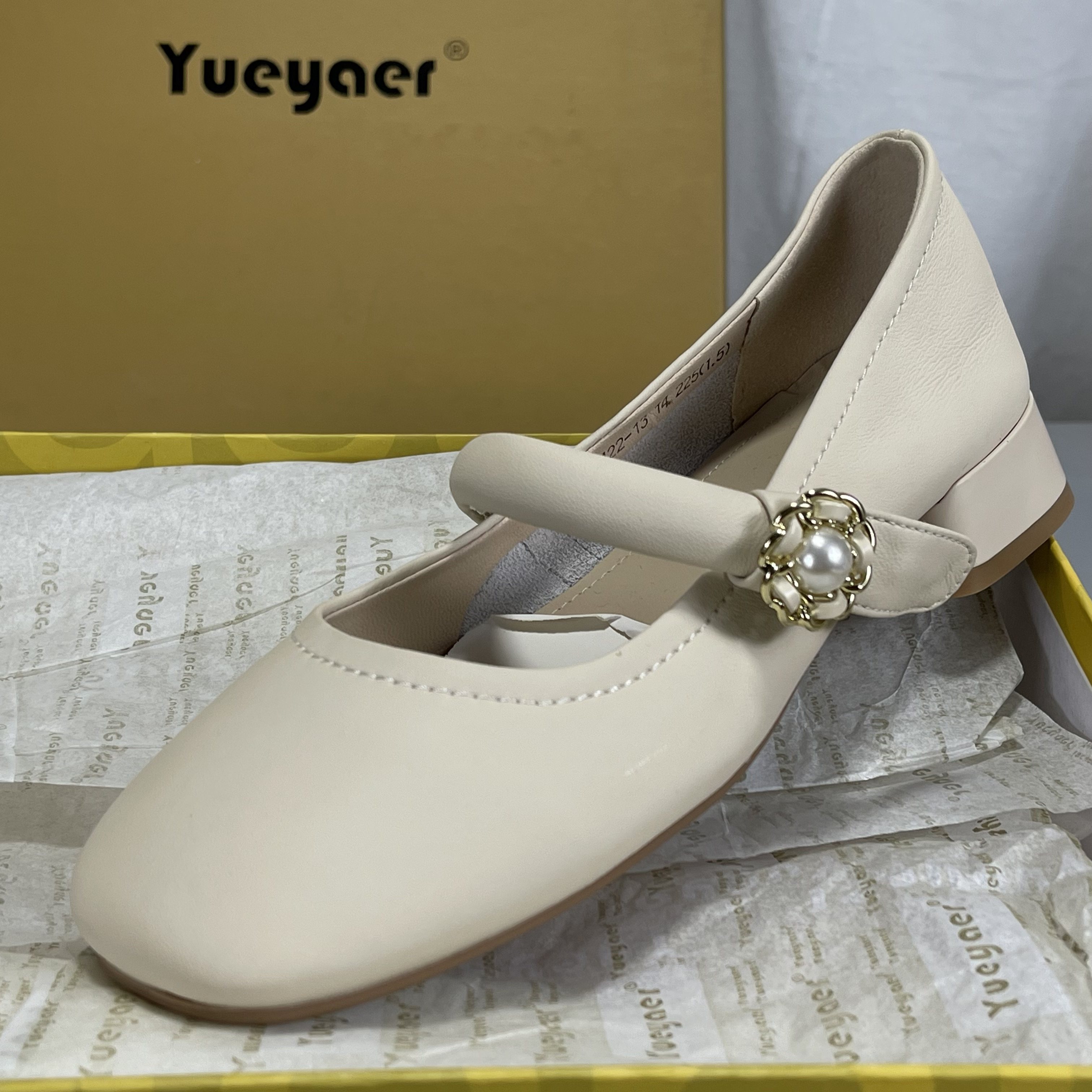 月芽儿撤柜断码真皮女鞋春浅口圆头一字扣平底单鞋小香风玛丽珍鞋,女鞋,玛丽珍鞋,淘宝优惠券,粉丝福利购,淘宝优惠卷