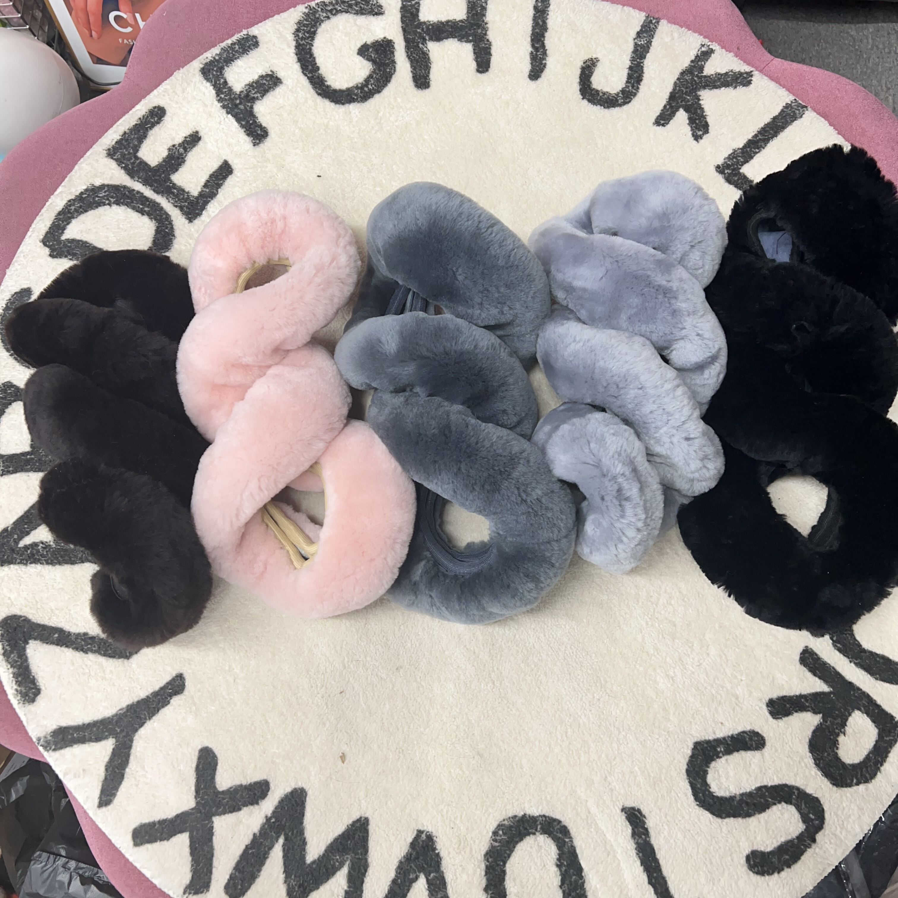 冬季纯羊毛羊皮毛一体汽车方向盘套通用防滑保暖通用型汽车把套,汽车用品/电子/清洗/改装,方向盘套,淘宝优惠券,粉丝福利购,淘宝优惠卷