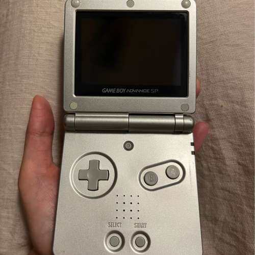 检修任天堂gbasp ique小神游。gameboy游戏机ags详询