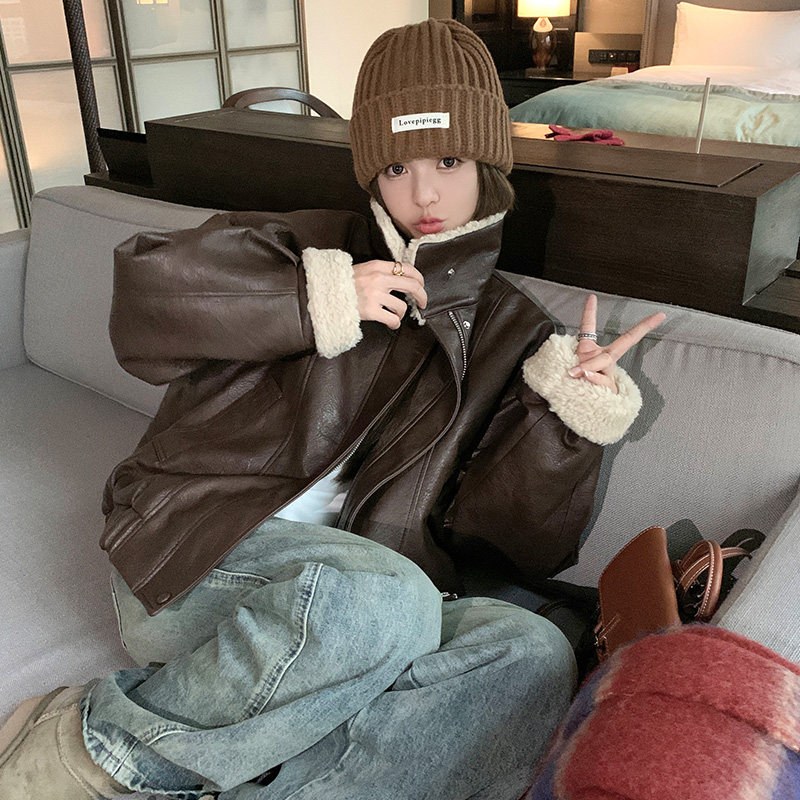 咖色羊羔毛外套女新款冬季美拉德小个子加厚宽松拼接加厚PU皮棉衣,女装皮衣,浙宝159