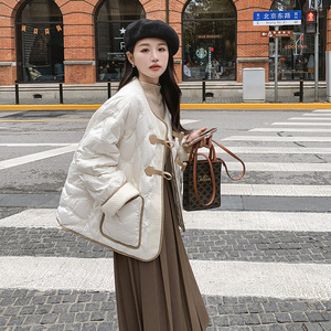 现货！小香风白色羽绒服女短款外套159/831/P235K348（买家秀）图片