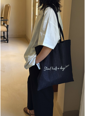 MOREGOOL 25/FW原创 不掉色牛仔印花单肩包 日常耐用大容量托特包