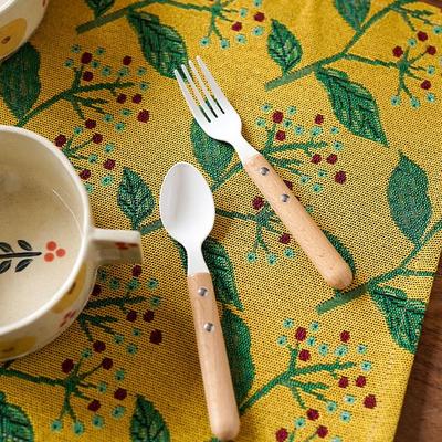 日本松尾美雪绣花餐桌垫餐巾垫布