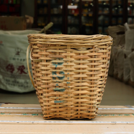 三鹤牌1998年0211六堡茶槟榔香木质香型梧州茶厂