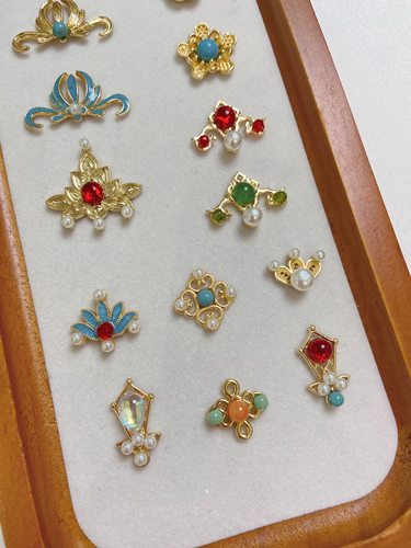 ｛眉心贴花钿｝汉服珍珠配饰唐风唐制宋制金属额头复原仿绿松石