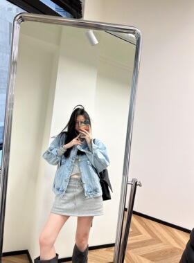 小众设计 25秋 复古百搭休闲时髦感 logo金扣宽松小翻领牛仔外套