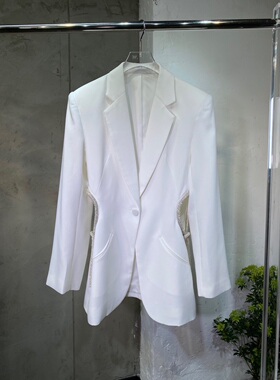 小众设计 25年新款 挖剪镂空露腰设计 重工水钻装饰薄款西装外套