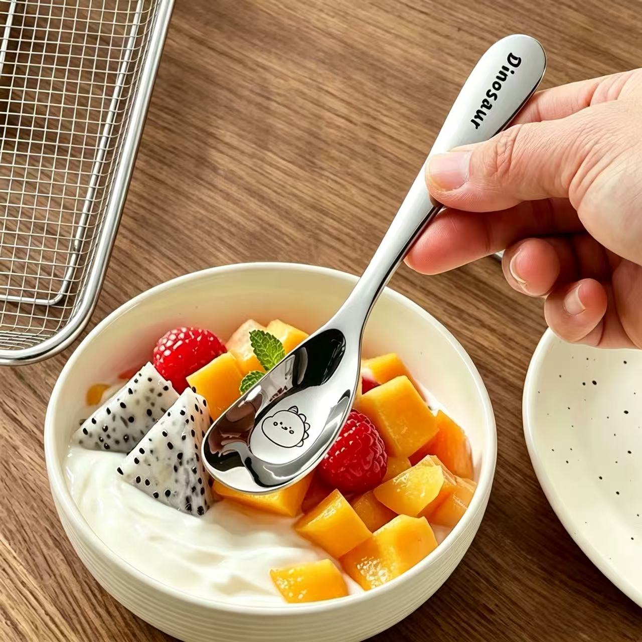 支持检测！宝宝辅食叉勺便携喂饭图片