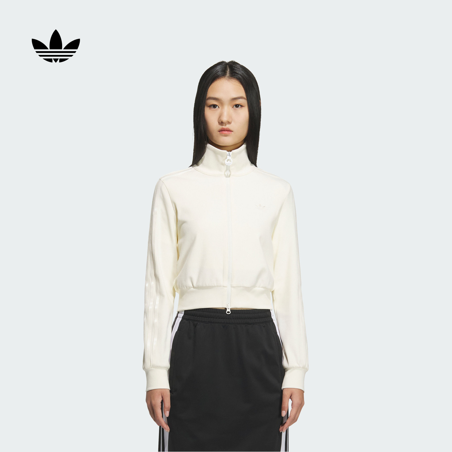 阿迪达斯三叶草女复古修身薄外套