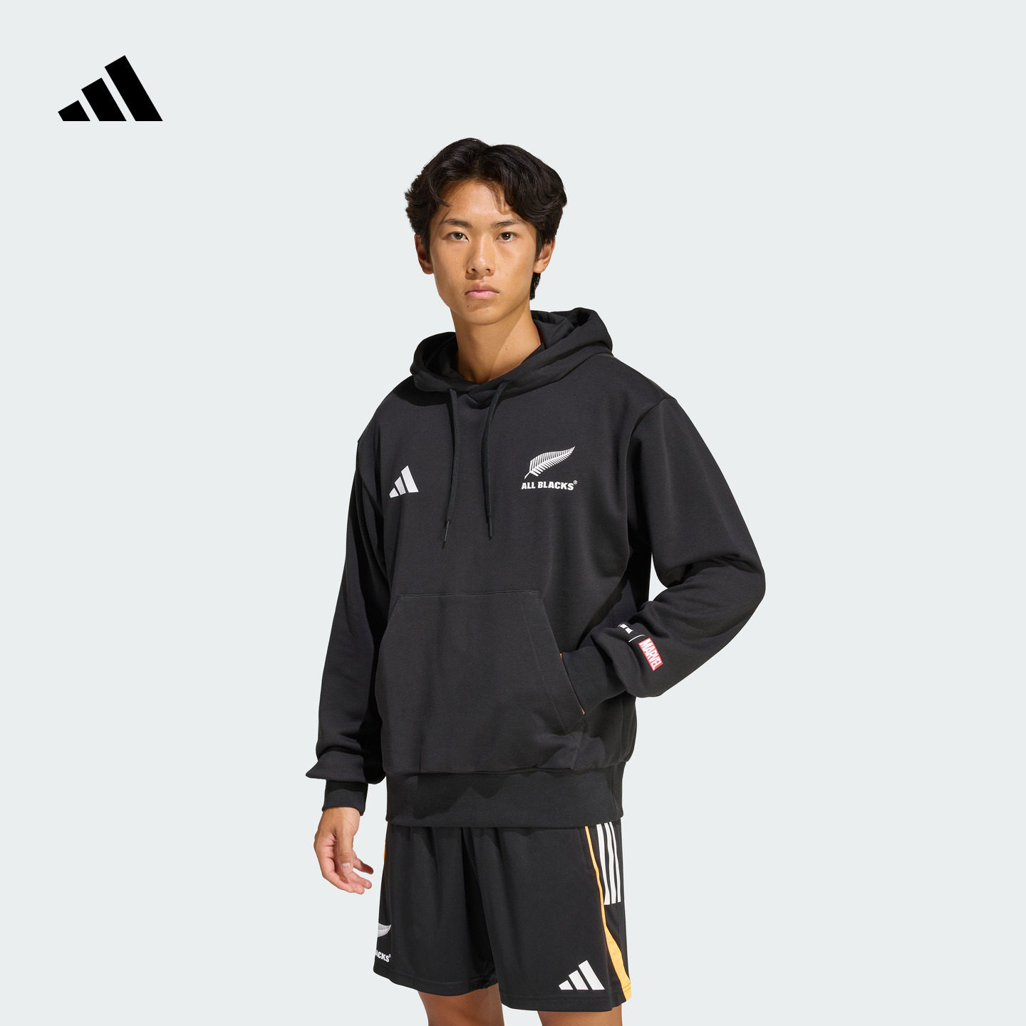 漫威联名舒适百搭日常橄榄球运动连帽衫卫衣男adidas阿迪达斯官方