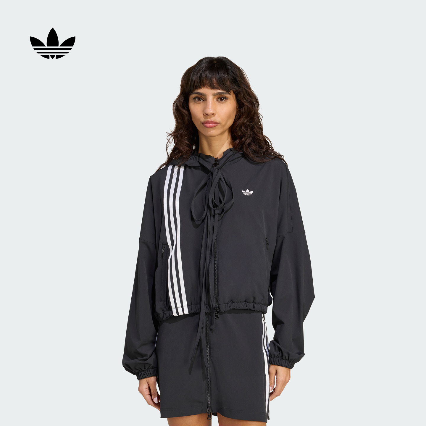 阿迪达斯三叶草女子连帽夹克外套