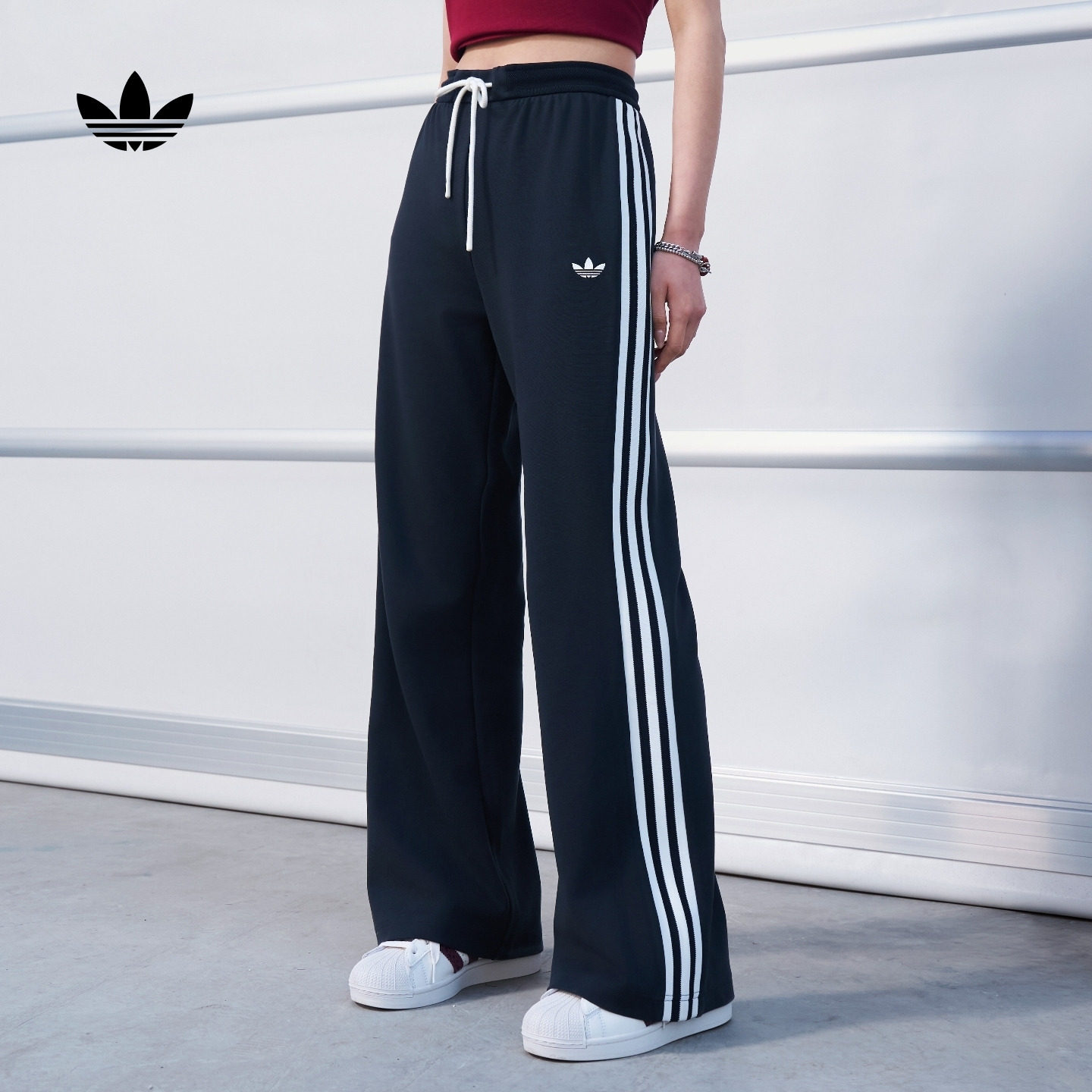 街头复古风休闲三条纹运动裤女装春夏新款adidas阿迪达斯三叶草