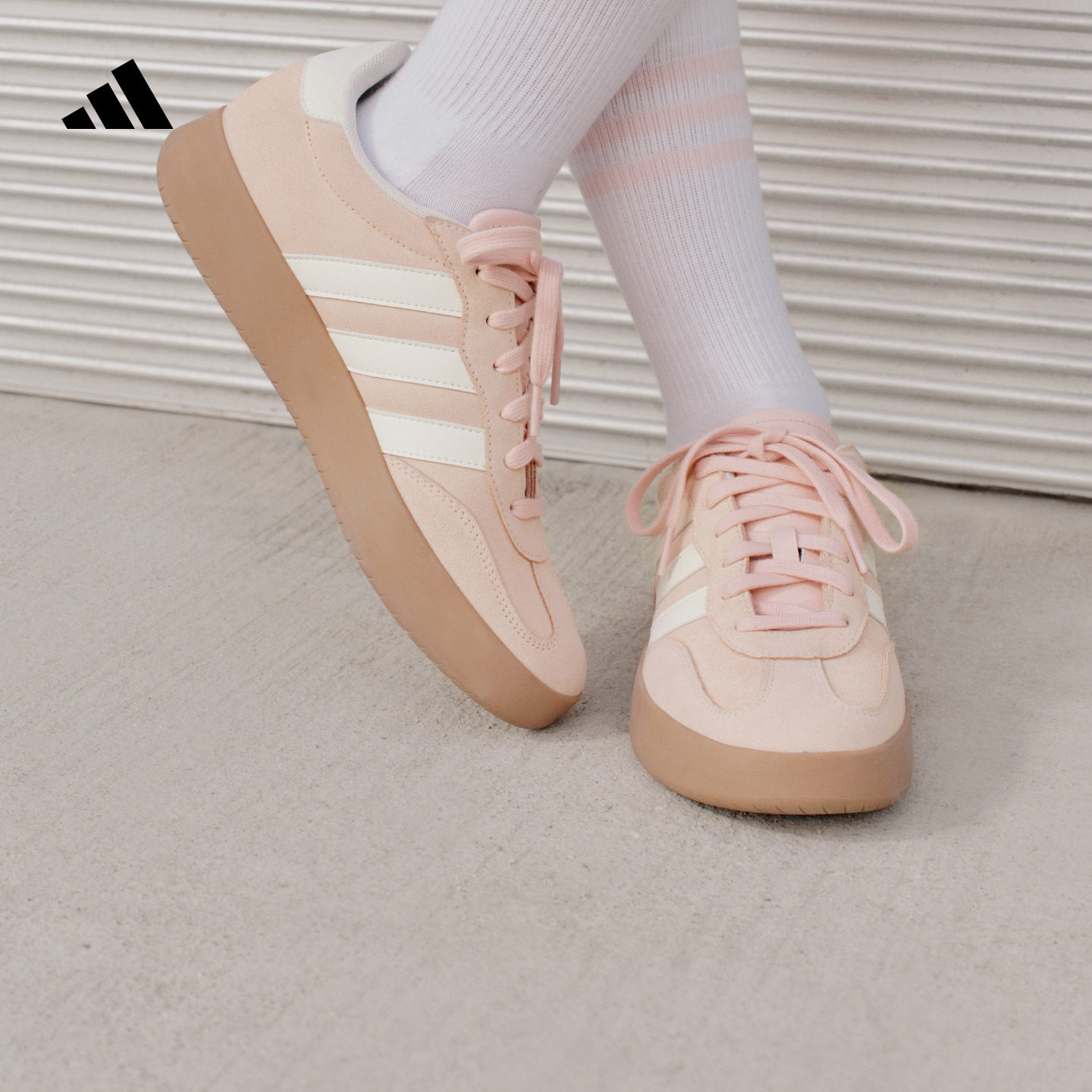 「T头鞋」BARREDA低帮休闲运动板鞋德训鞋男女adidas阿迪达斯官方