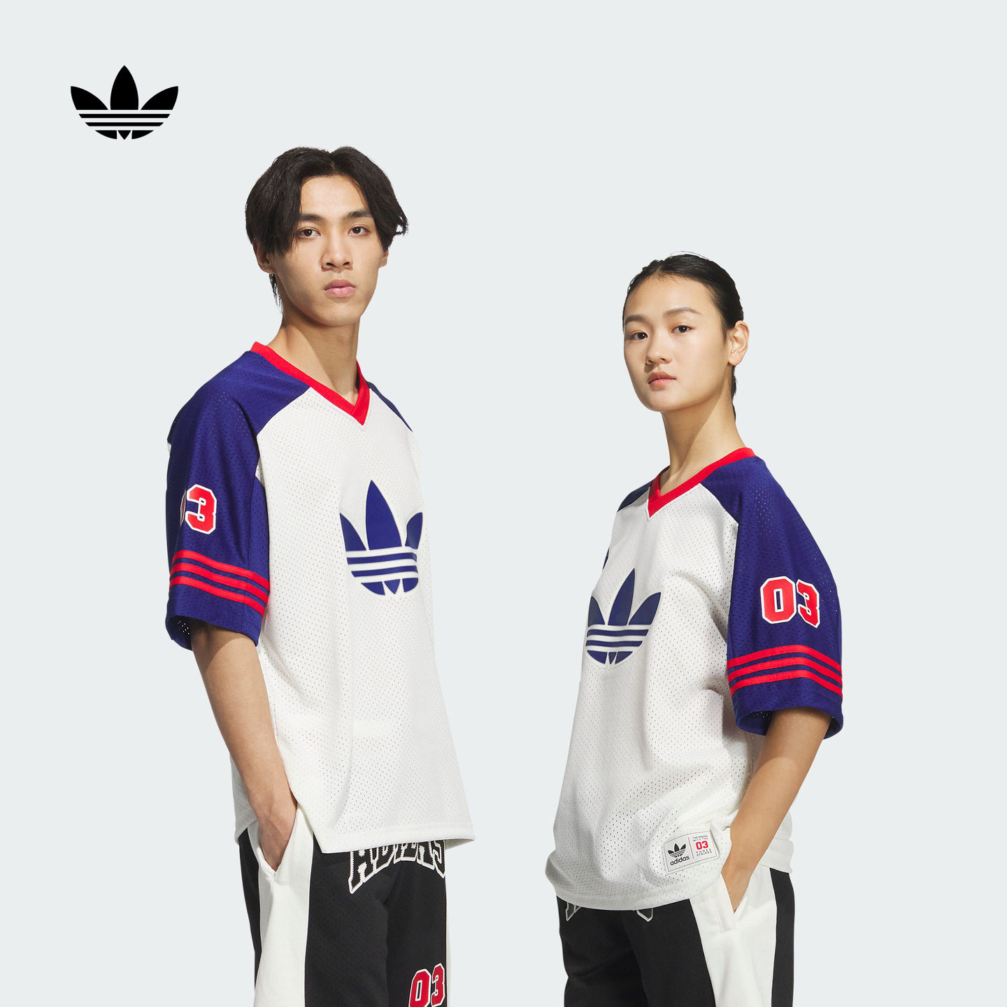 情侣款复古宽松运动V领短袖T恤男女adidas阿迪达斯官方三叶草,运动服/休闲服装,运动T恤,淘宝优惠券,粉丝福利购,淘宝优惠卷